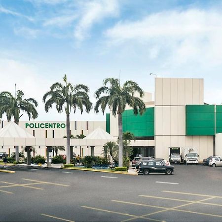 Mega Suite Junto Al San Marino Shopping Γκουαγιακίλ Εξωτερικό φωτογραφία